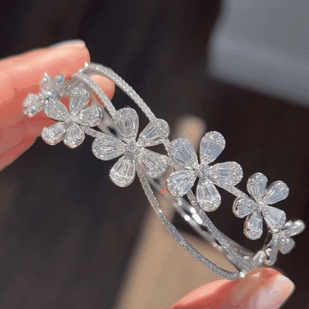 Beautiful Handmade Floral Design in Sterling Silver Shineofdiamond