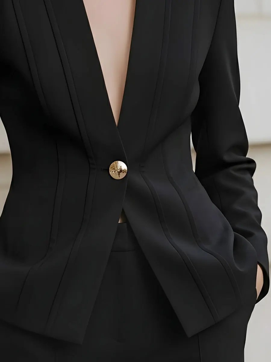 Deep Plunge V-Neck with Statement Gold Button - Blazer CASA LARO