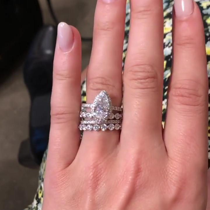 4PCS Pear Cut Wedding Bridal Set In Sterling Silver Shineofdiamond